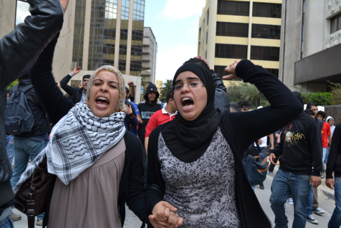 La Femme Tunisienne au cœur de la Révolution | by Aya_Chebbi_Photography