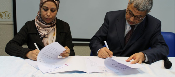 Signature d'une convention entre l'IESH de Paris et l'Université Mohamed V (Maroc). Copyright IESH de Paris. Logo et photo publiés avec l'aimable autorisation de l'IESH Paris.