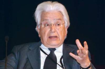 La construction humaine de l'Islam : Mohammed Arkoun entretiens avec Rachid Benzine et Jean-Louis Schlege La construction humaine de l'Islam : Mohammed Arkoun entretiens avec Rachid Benzine et Jean-Louis Schlege