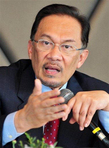 M. Anwar Ibrahim, ancien vice premier ministre malaisien M. Anwar Ibrahim, ancien vice premier ministre malaisien