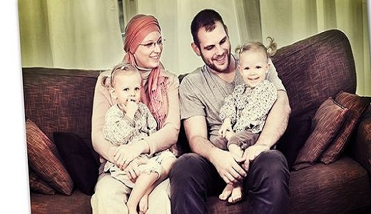 Affiche "nous aussi sommes la nation" pour la campagne contre l'islamophobie du CCIF.2013 Affiche "nous aussi sommes la nation" pour la campagne contre l'islamophobie du CCIF.2013