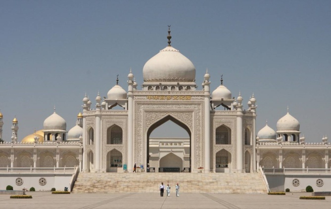 Le « Village de la Culture huit », un complexe touristique non loin de la capitale régionale. Crédit photo : François Dubé Le « Village de la Culture huit », un complexe touristique non loin de la capitale régionale. Crédit photo : François Dubé