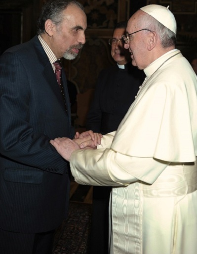 Mustapha Cherif lors de sa rencontre avec le Pape François