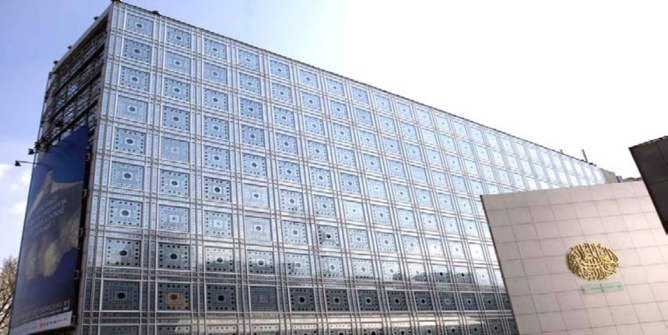 A bâtons rompus avec Jack Lang à l’IMA. La France, L’Algérie. A bâtons rompus avec Jack Lang à l’IMA. La France, L’Algérie.