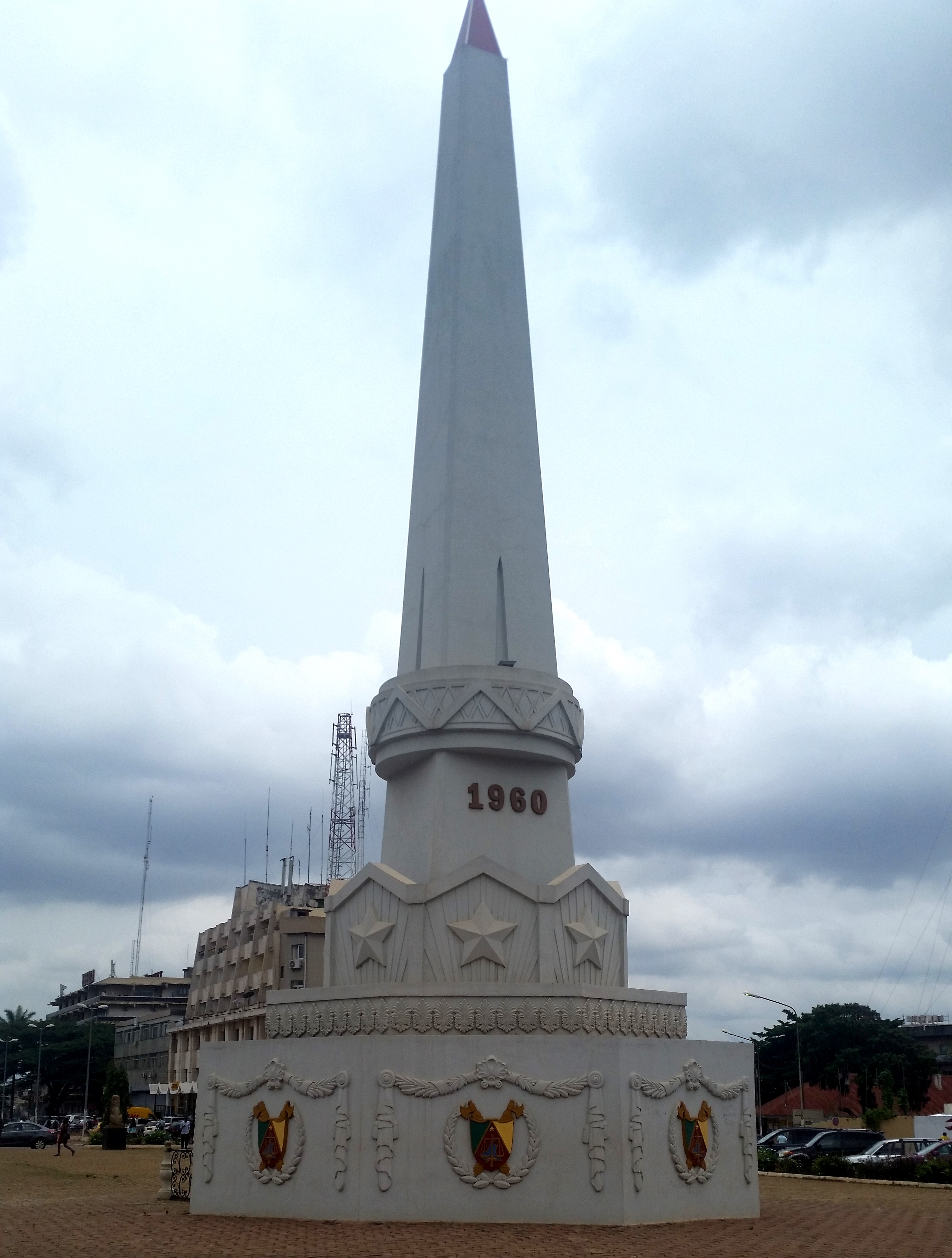 Monument place de l'indépendance Yaoundé